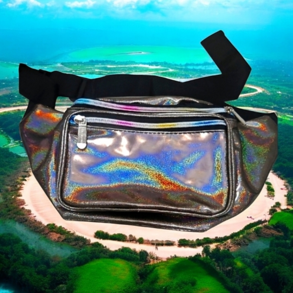 SoJOURNER Holographic Fanny Pack 3 Large Zopper Sections Like New Adjus. Strap